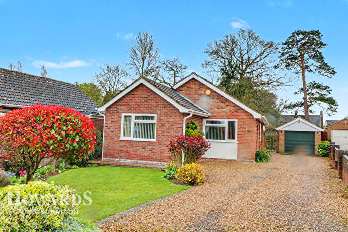 3 Bedroom Detached Bungalow For Sale In Manor Park Gardens, Long Stratton, NR15