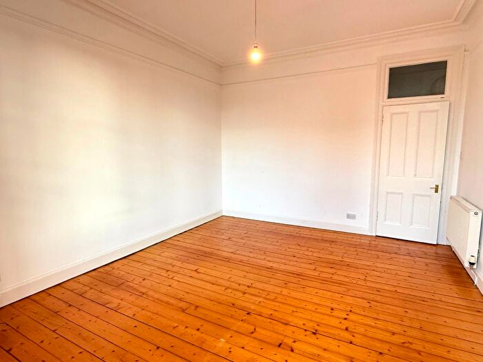 1 Bedroom Flat To Rent In Hamilton Place, Stockbridge, Edinburgh, EH3