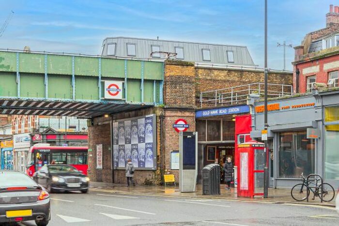 1 Bedroom Flat To Rent In Goldhawk Road, London W12