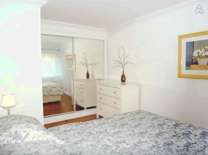 1 Bedroom Flat For Sale In Fitzroy Street, Fitzrovia, T, W1