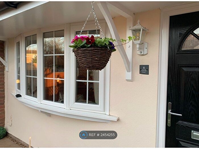 2 Bedroom Semi-Detached House To Rent In Primrose Court, Aylesbury, HP21