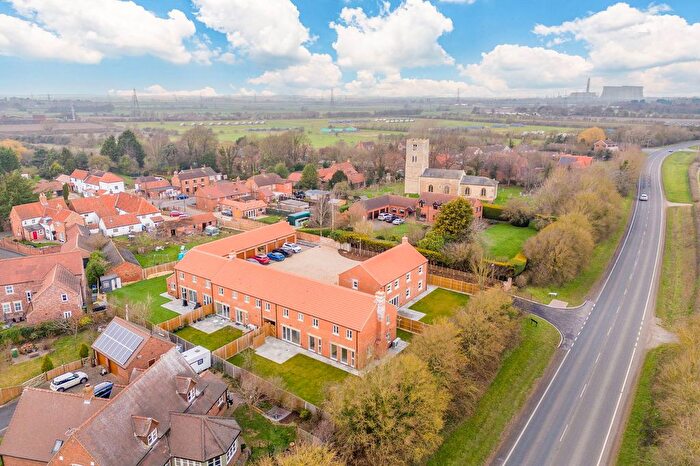 4 Bedroom Mews For Sale In St Peters Court, Newton On Trent, Lincoln, LN1