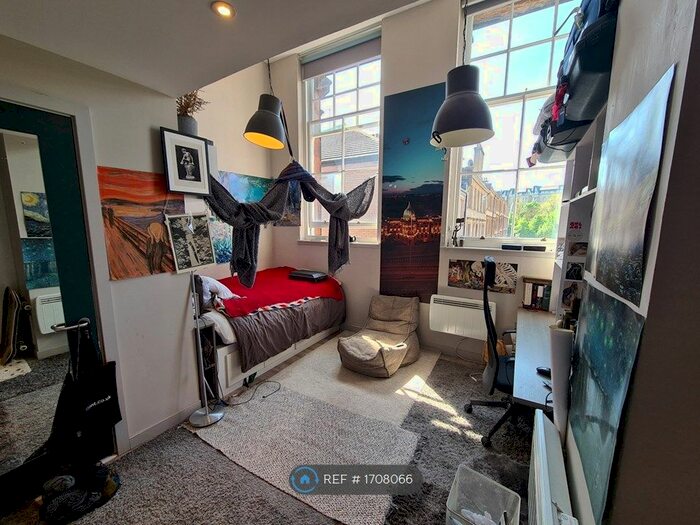 Studio To Rent In Willowbank Student Accommodation, Glasgow West End, G3