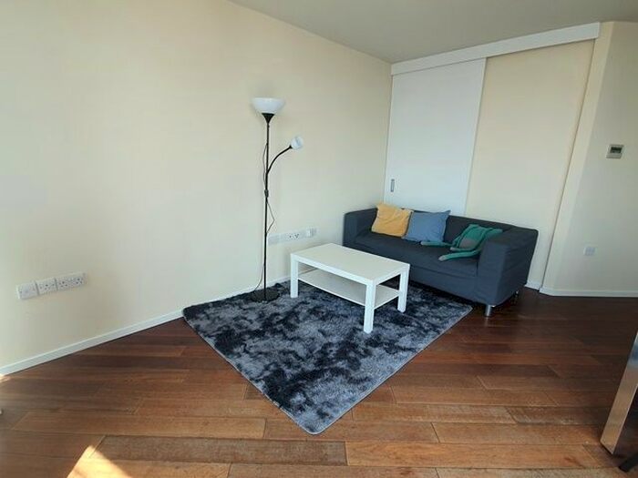 1 Bedroom Flat To Rent In Holloway Circus Queensway, Birmingham, B1