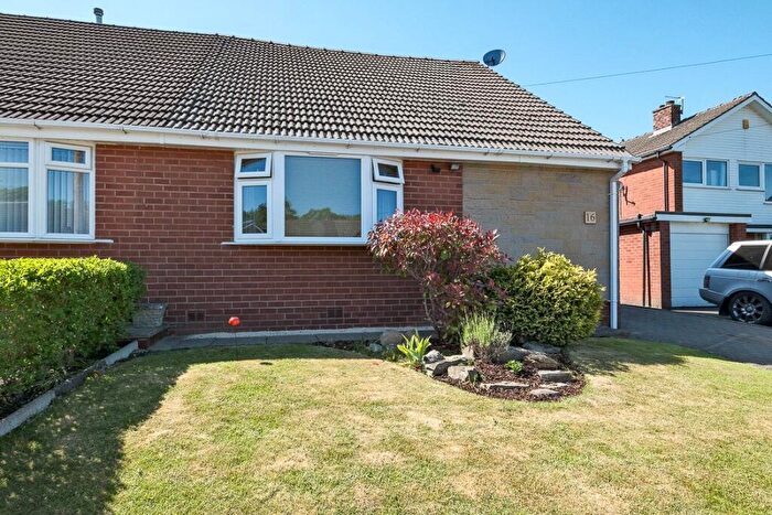 3 Bedroom Semi-Detached House For Sale In Lynwood Avenue, Clayton Le Moors, Accrington, Lancashire, BB5