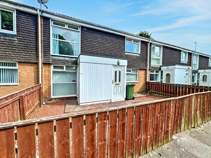 2 Bedroom Flat To Rent In Windermere Close, Cramlington, NE23