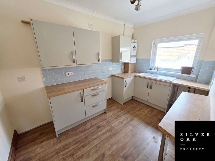 2 Bedroom Maisonette To Rent In Station Road, Burry Port, Carmarthenshire, SA16