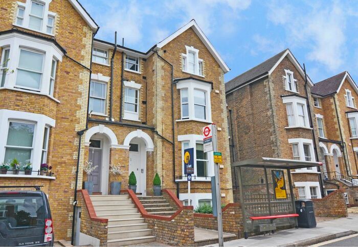 1 Bedroom Flat To Rent In Church Road, Richmond TW10