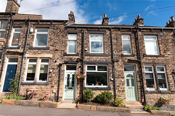 2 Bedroom Terraced House For Sale In Yewdall Road, Rodley, Leeds, LS13
