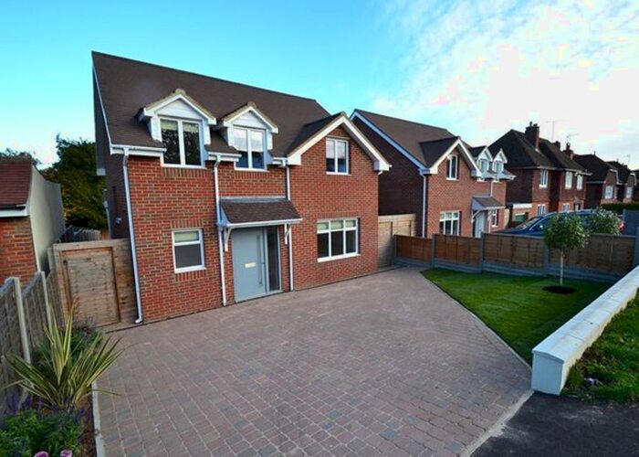 4 Bedroom Property To Rent In Townsend Lane, Harpenden, AL5