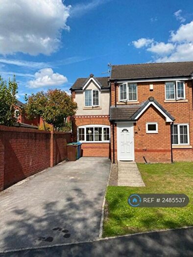 4 Bedroom Semi-Detached House To Rent In Chelsfield Grove, Manchester, M21