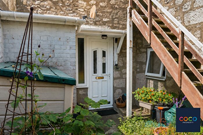 2 Bedroom Flat For Sale In Portland, Dorset, DT5