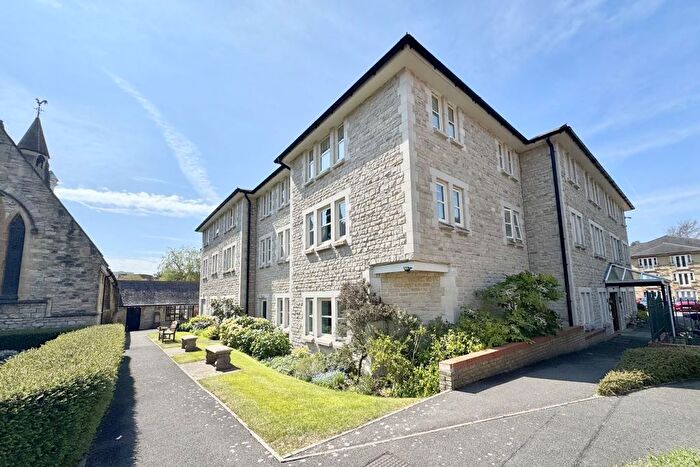 2 Bedroom Flat For Sale In Flat Brompton Court, St. Stephens Road, Bournemouth, Dorset, BH2