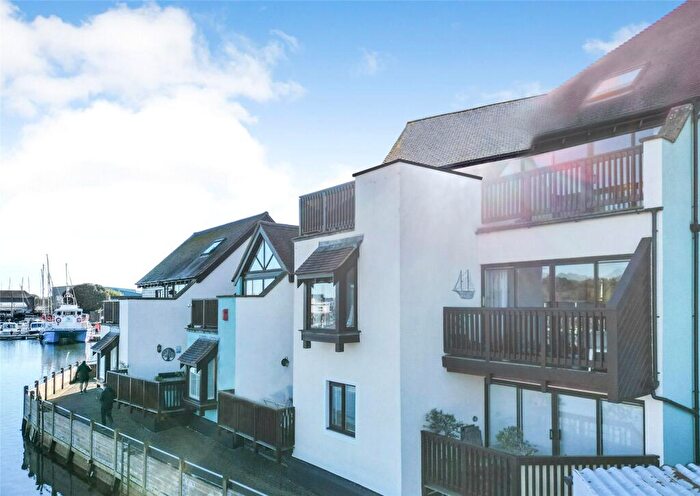 2 Bedroom Apartment For Sale In Fisherman's Quay, Lymington, Hampshire, SO41