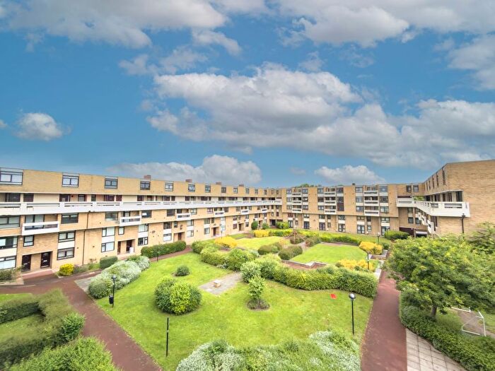 2 Bedroom Flat For Sale In Collingwood Court, Washington, Tyne And Wear, NE37
