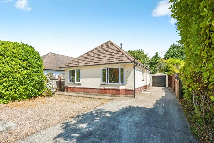 2 Bedroom Bungalow For Sale In Julyan Avenue, Wallisdown, Poole, Dorset, BH12