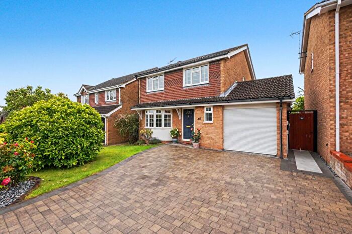 4 Bedroom Detached House For Sale In Jefferson Drive, Rainham, ME8