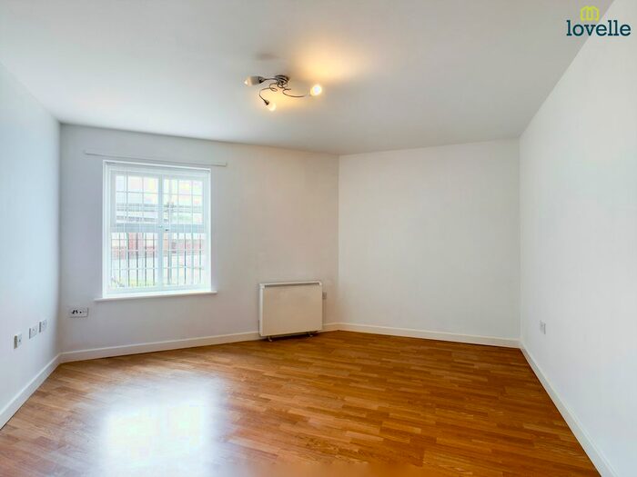 2 Bedroom Flat To Rent In Sobraon Heights, Cambrai Close, Lincoln, LN1