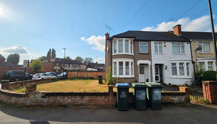 3 Bedroom End Of Terrace House To Rent In Cheveral Avenue, Coventry, CV6