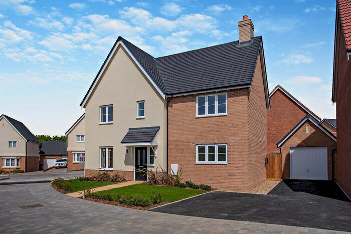 4 Bedroom Detached House For Sale In Crocus Fields, Little Walden Road, Saffron Walden, CB10