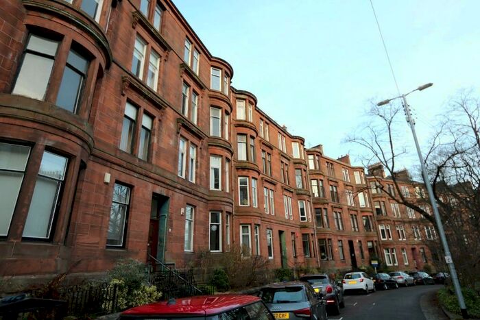 2 Bedroom Flat To Rent In Caird Drive, Glasgow, G11