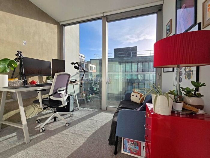 2 Bedroom Apartment To Rent In Timber Wharf, Worsley Street, Manchester, M15