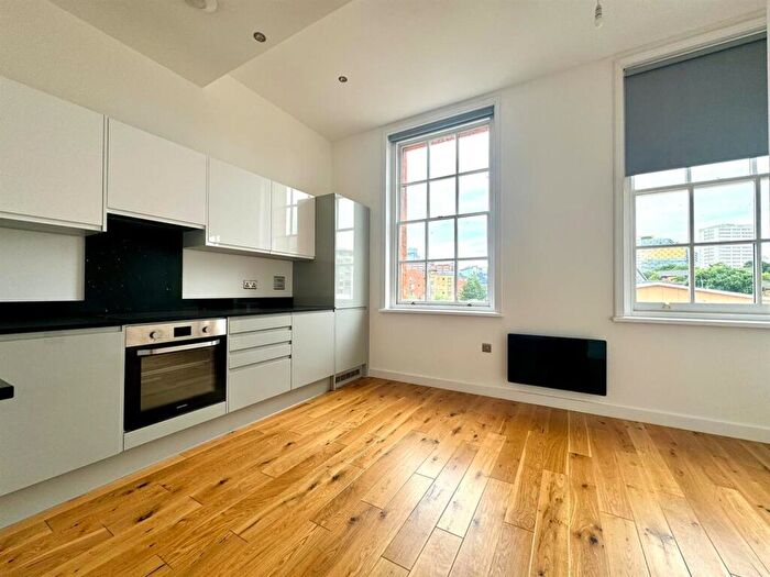 1 Bedroom Apartment To Rent In Sloane Street, Birmingham, B1