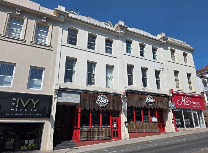 1 Bedroom Flat To Rent In Ainsley House, Torwood Street, Torquay, TQ1