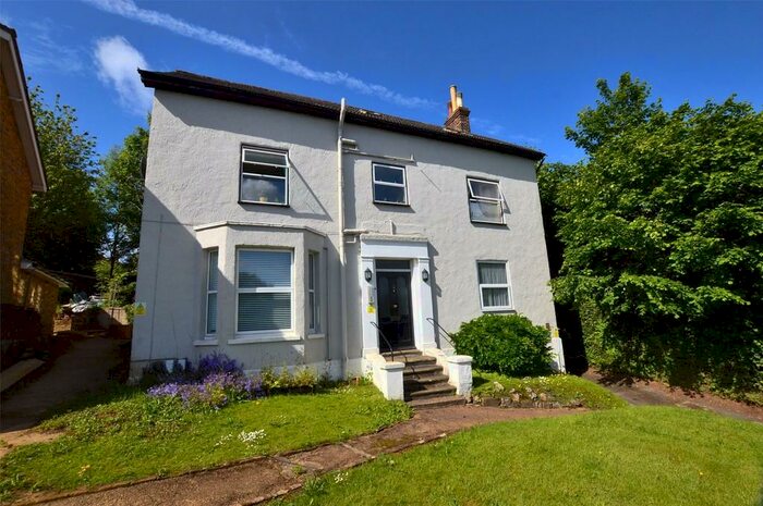 1 Bedroom Apartment To Rent In Grovehill Road, Redhill, RH1