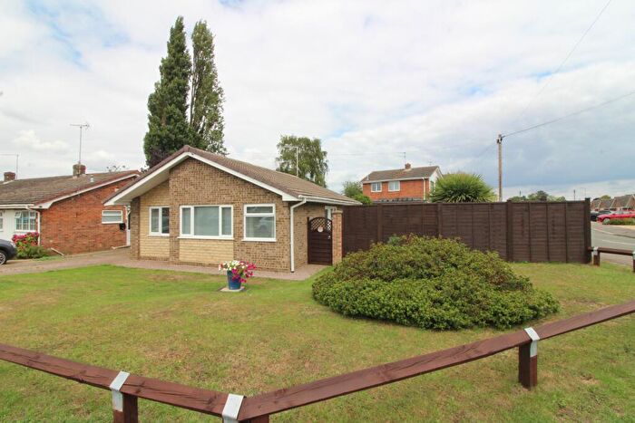 2 Bedroom Detached Bungalow For Sale In Welland Way, Deeping St. James, PE6