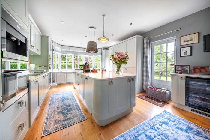 5 Bedroom Detached House For Sale In Latchmoor Grove, Chalfont St. Peter, Gerrards Cross, Buckinghamshire, SL9