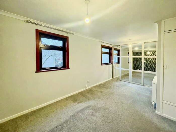 2 Bedroom Terraced House To Rent In Cluny Place, Glenrothes, KY7