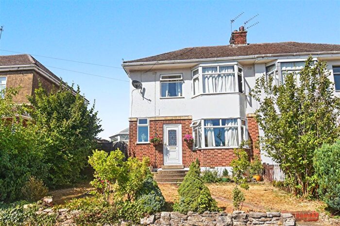 4 Bedroom Semi-Detached House For Sale In , Hillside Crescent, Weldon, Corby, NN17