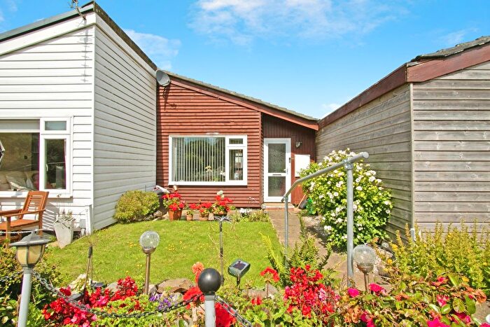 1 Bedroom Bungalow For Sale In Gover Close, Mount Hawke, Truro, Cornwall, TR4