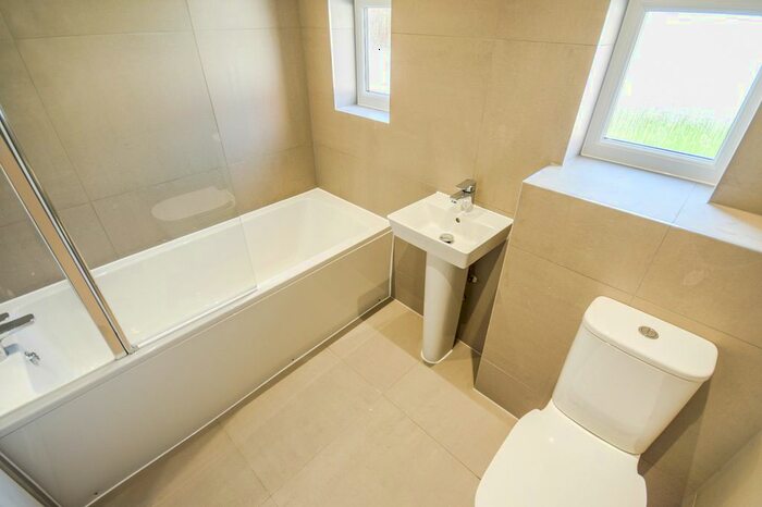 3 Bedroom Terraced House To Rent In Montague Street, Reading, RG1