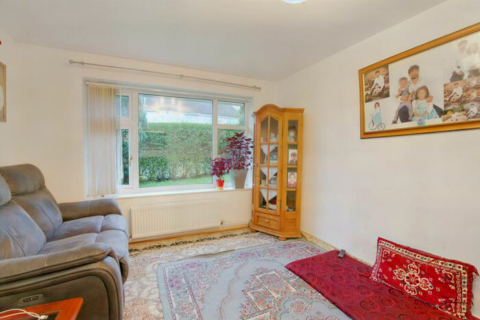 2 Bedroom Semi-Detached Bungalow For Sale In Pentland Avenue, Clayton, Bradford, BD14