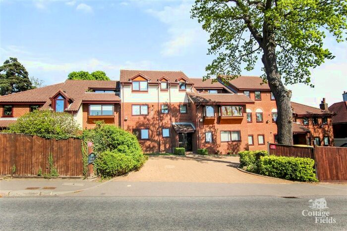 2 Bedroom Flat To Rent In Eversley Park Road, London, N21
