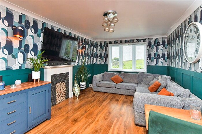 5 Bedroom Detached House For Sale In Harbour View Close, Newhaven, East Sussex, BN9