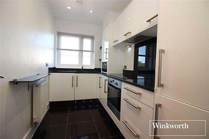 2 Bedroom Flat For Sale In Grade Close, Elstree, Borehamwood, Hertfordshire, WD6