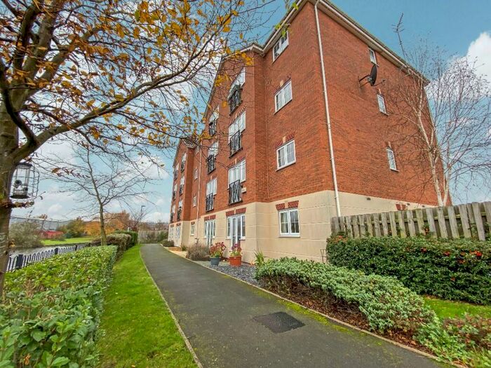 2 Bedroom Apartment To Rent In Quayside Walk, Dudley, DY2