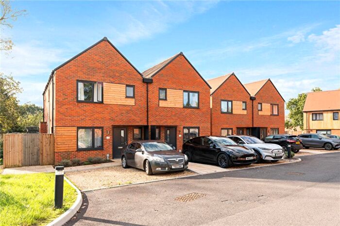 3 Bedroom Semi-Detached House To Rent In Cupernham Lane, Romsey, Hampshire, SO51