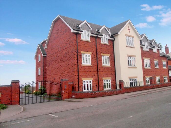 2 Bedroom Flat To Rent In Mount Pleasant, Redditch, B97