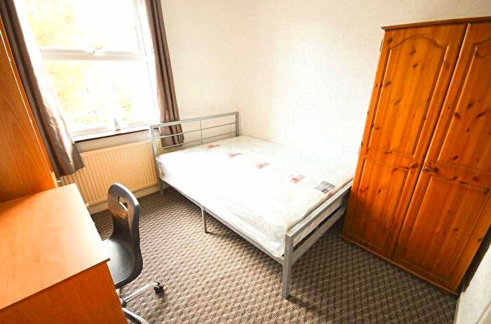 8 Bedroom Semi-Detached House To Rent In Brook Road, Fallowfield, Manchester, Manchester, M14