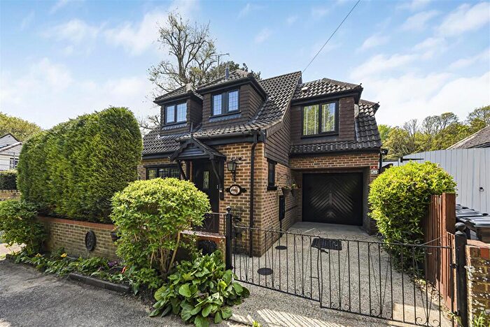 3 Bedroom House For Sale In London Road, Farningham, Kent, DA4