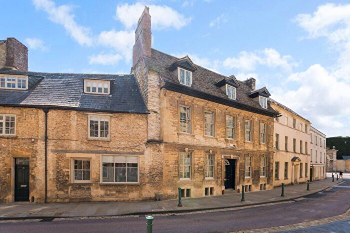 10 Bedroom Town House For Sale In Park Street, Cirencester, Gloucestershire, GL7