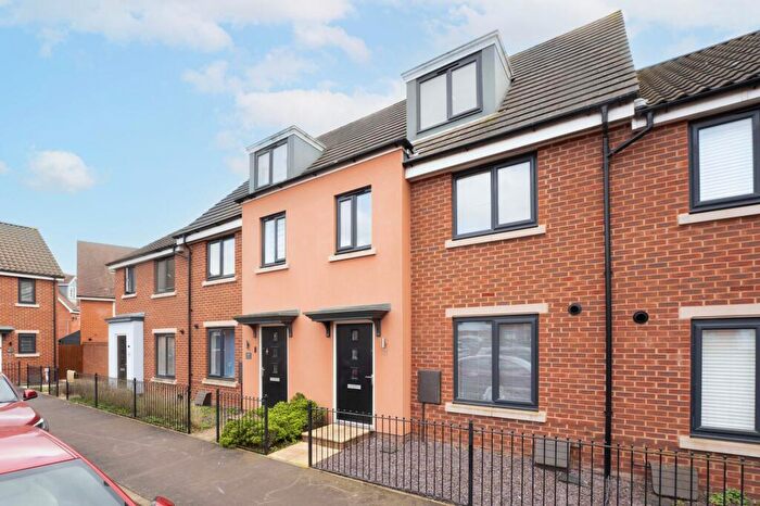 3 Bedroom Terraced House For Sale In Mallard Way, Sprowston, NR7