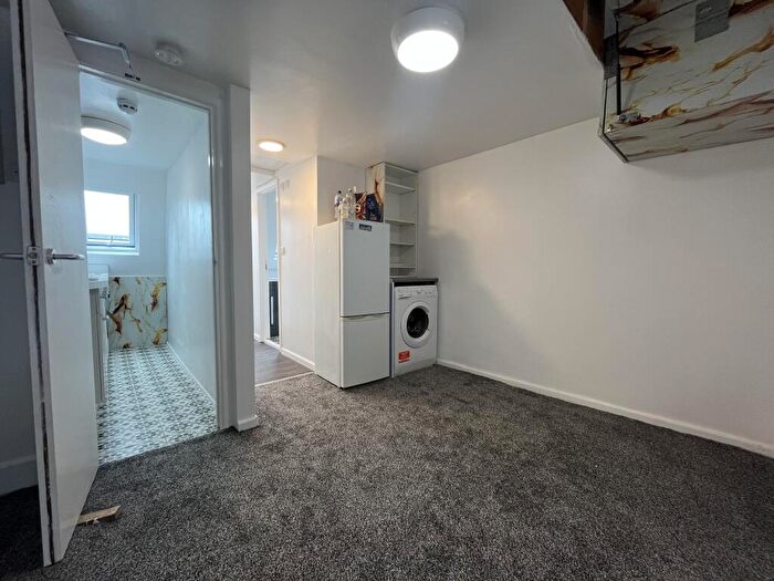 1 Bedroom Flat To Rent In Great George Street, DT4