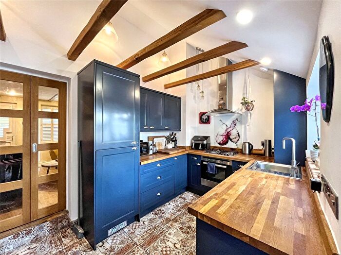 2 Bedroom Terraced House For Sale In Mill Road, Gillingham, Kent, ME7