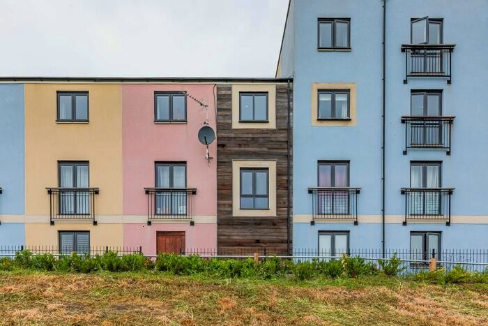 2 Bedroom Flat To Rent In Eighteen Acre Drive, Patchway, BS34