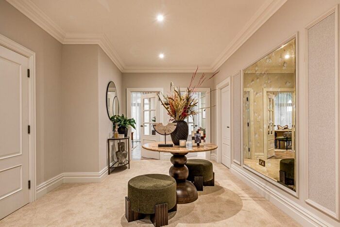 2 Bedroom Flat For Sale In Sunningdale Park, Ascot, Sunningdale, SL5